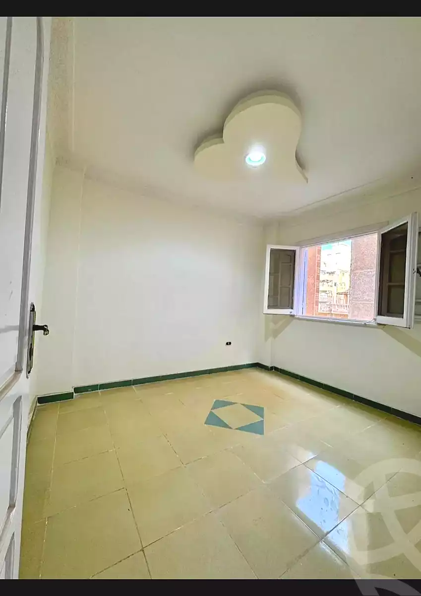 https://aqarmap.com.eg/ar/listing/7038609-for-sale-alexandria-al-agamy-shataa-el-nakheel