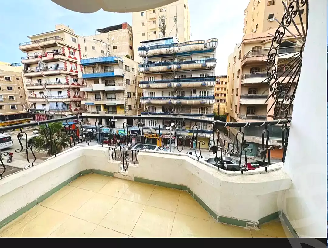 https://aqarmap.com.eg/ar/listing/7038609-for-sale-alexandria-al-agamy-shataa-el-nakheel