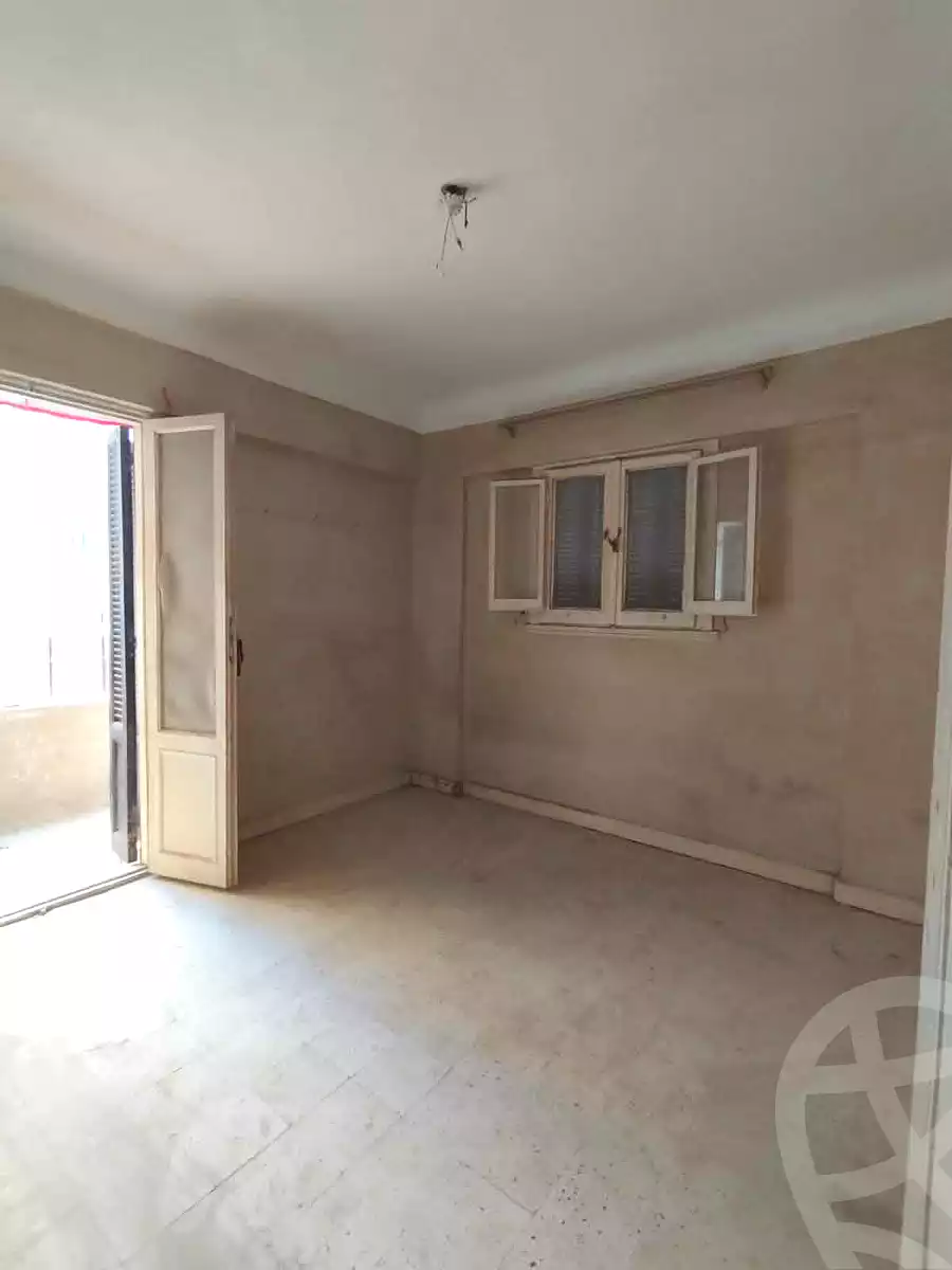 https://aqarmap.com.eg/ar/listing/7038631-for-sale-alexandria-al-agamy-lbytsh-el-hay-st