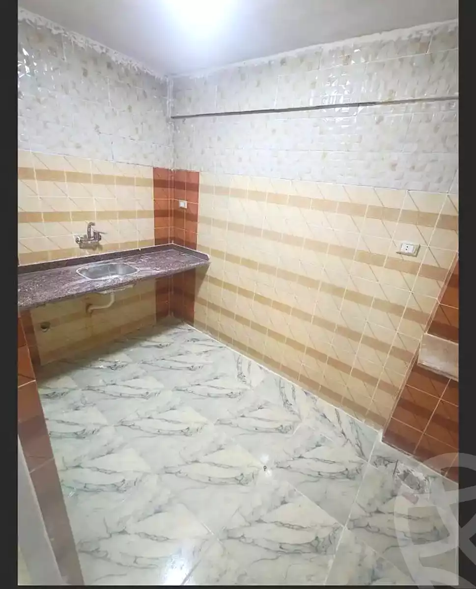 https://aqarmap.com.eg/en/listing/7038666-for-sale-alexandria-al-agamy-el-hanouvel-el-shaheed-ahmed-hamdy-st