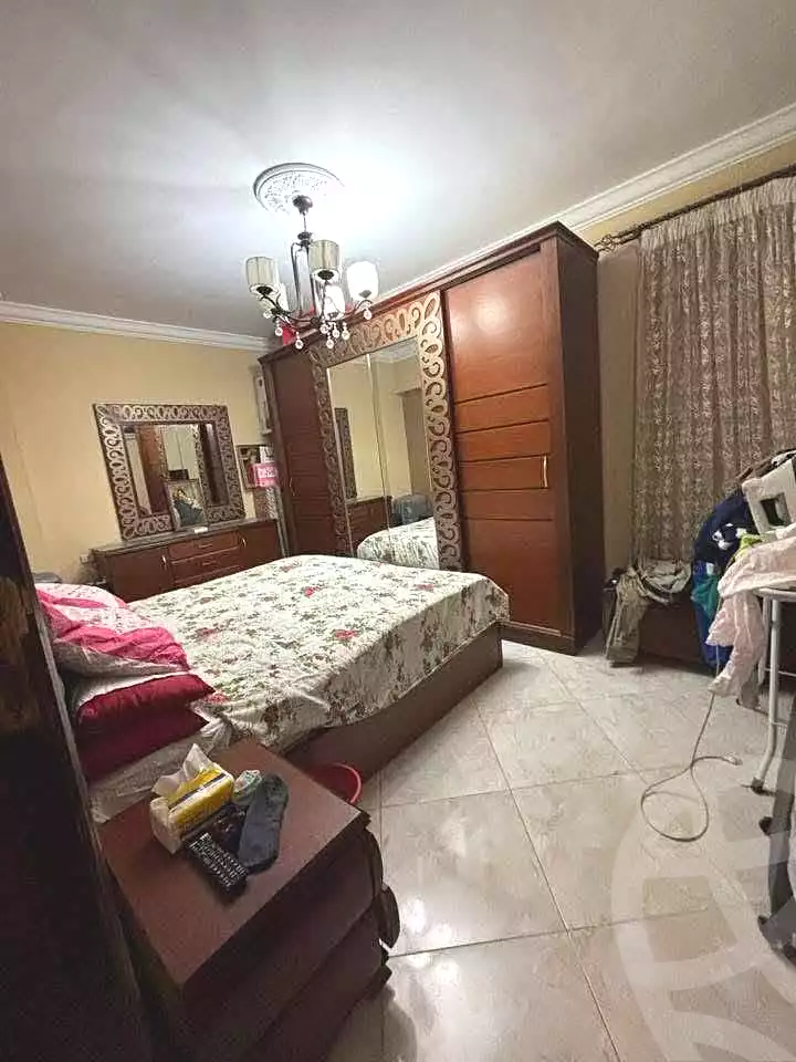 https://aqarmap.com.eg/ar/listing/7038723-for-sale-cairo-helwan-helwan-el-sharkeya-zaki-hawas-st