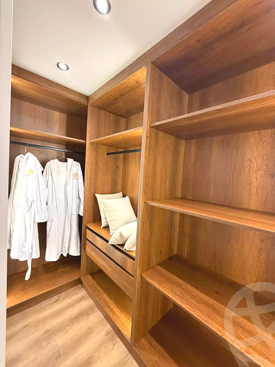 https://aqarmap.com.eg/ar/listing/7038857-for-sale-cairo-new-cairo-compounds-mwrd-fq-llttwyr