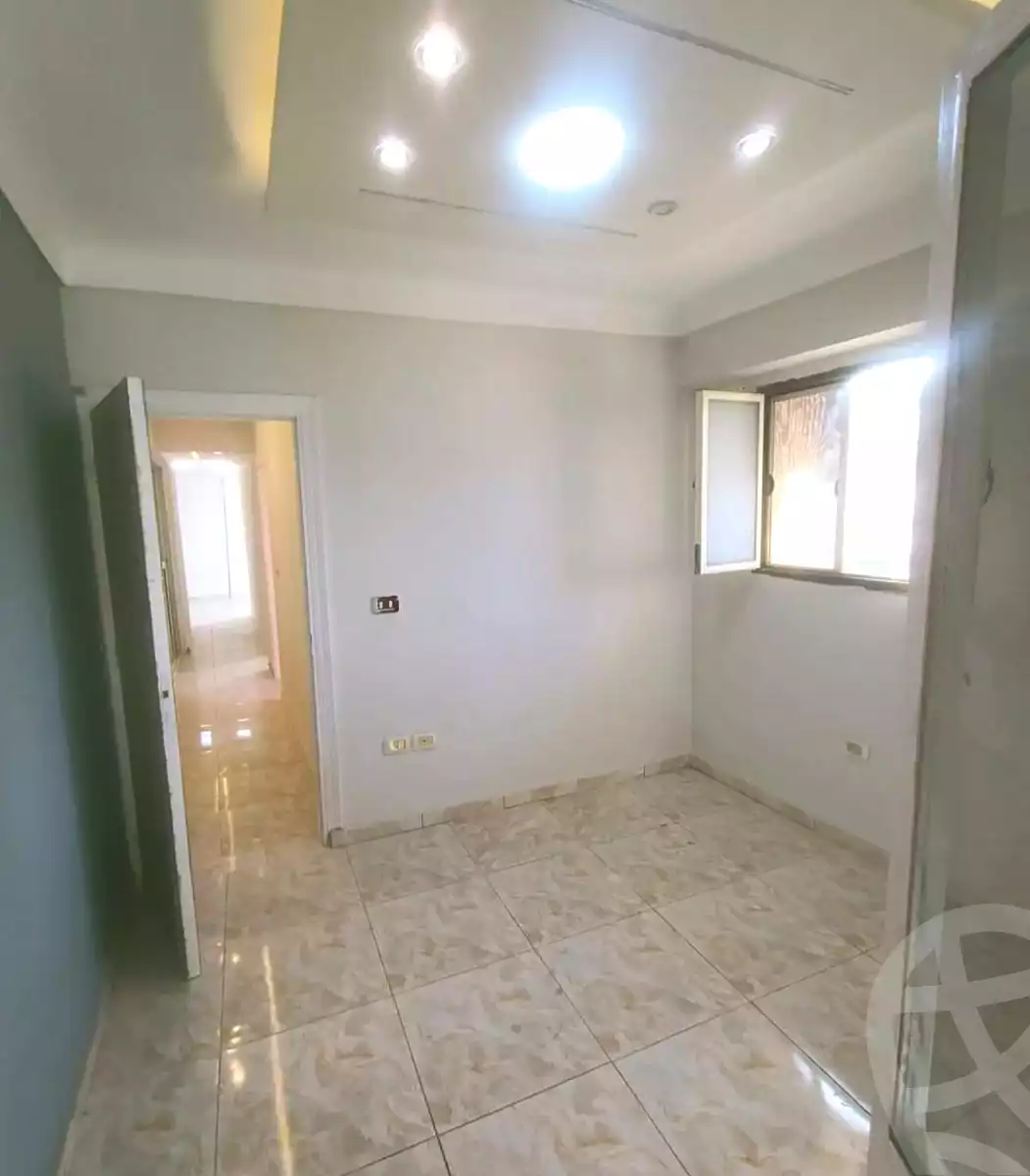 https://aqarmap.com.eg/ar/listing/7038879-for-sale-alexandria-lsywf-el-falki
