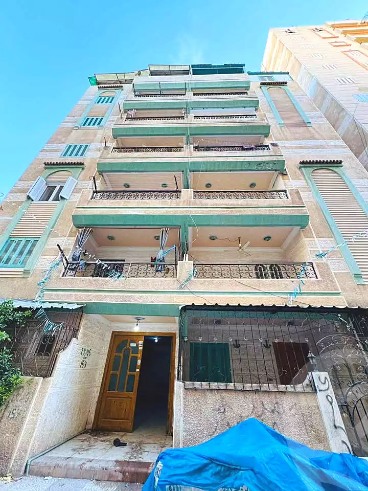 https://aqarmap.com.eg/ar/listing/7038919-for-sale-alexandria-al-agamy-shataa-el-nakheel