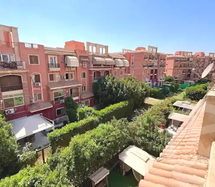 https://aqarmap.com.eg/en/listing/7039132-for-sale-cairo-el-sheikh-zayed-city-compounds-rawdet-zayed