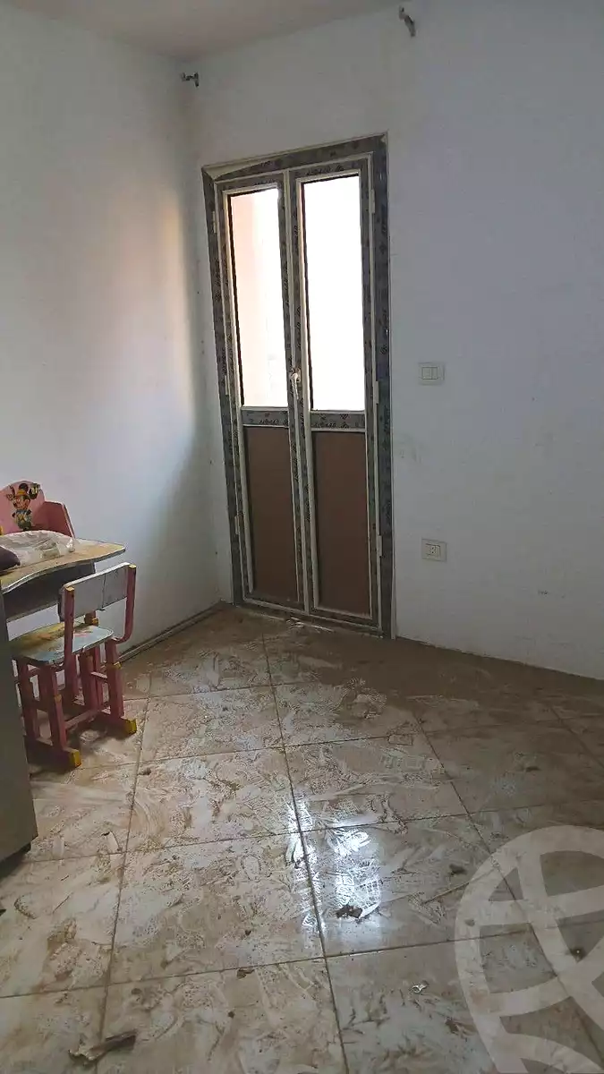 https://aqarmap.com.eg/ar/listing/7039166-for-sale-cairo-shoubra-lkhzndr-mohammed-youssef-st