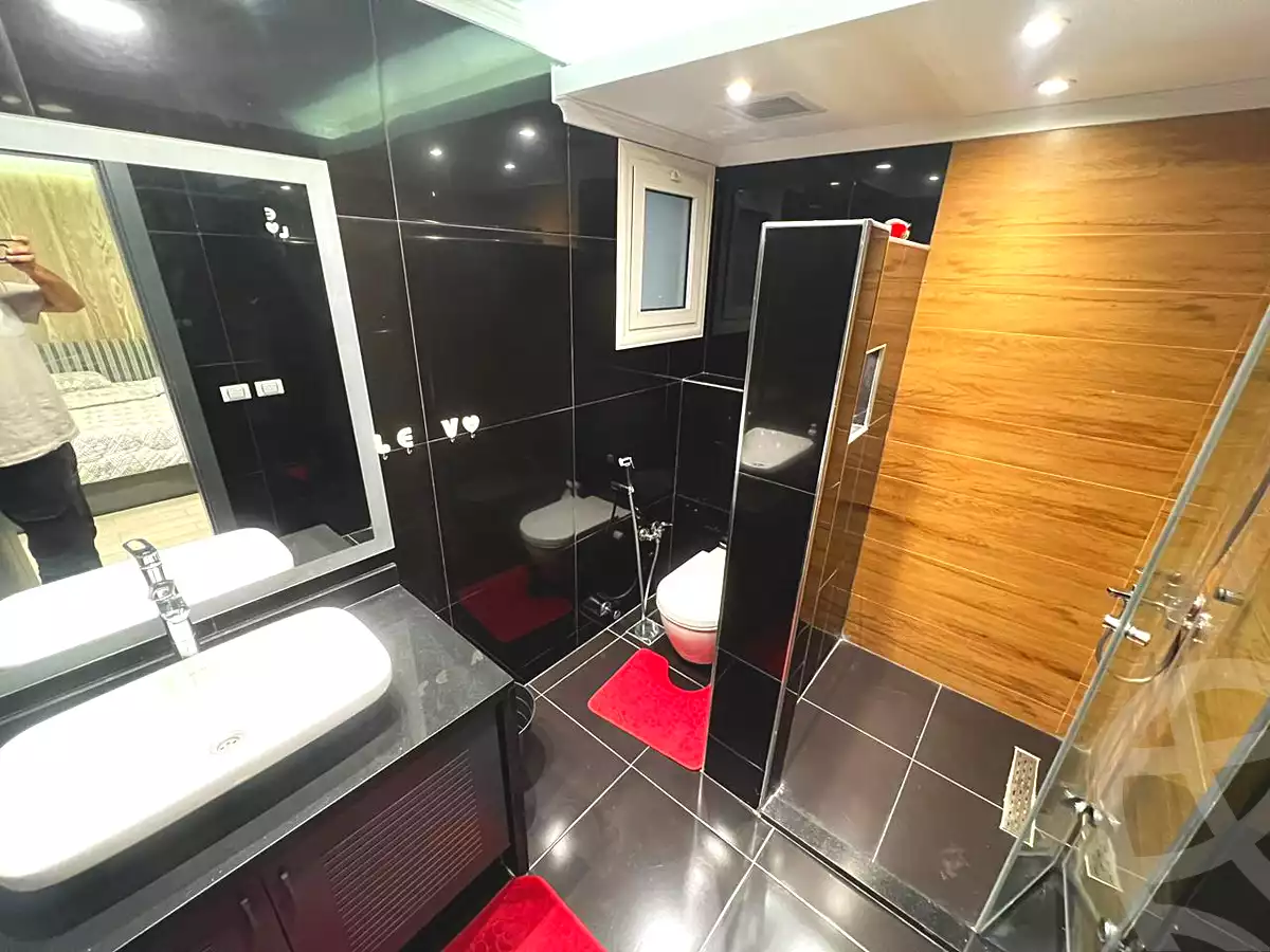 https://aqarmap.com.eg/ar/listing/7039175-for-rent-cairo-new-cairo-lrhb-city-phase-1-ahmed-rami-st