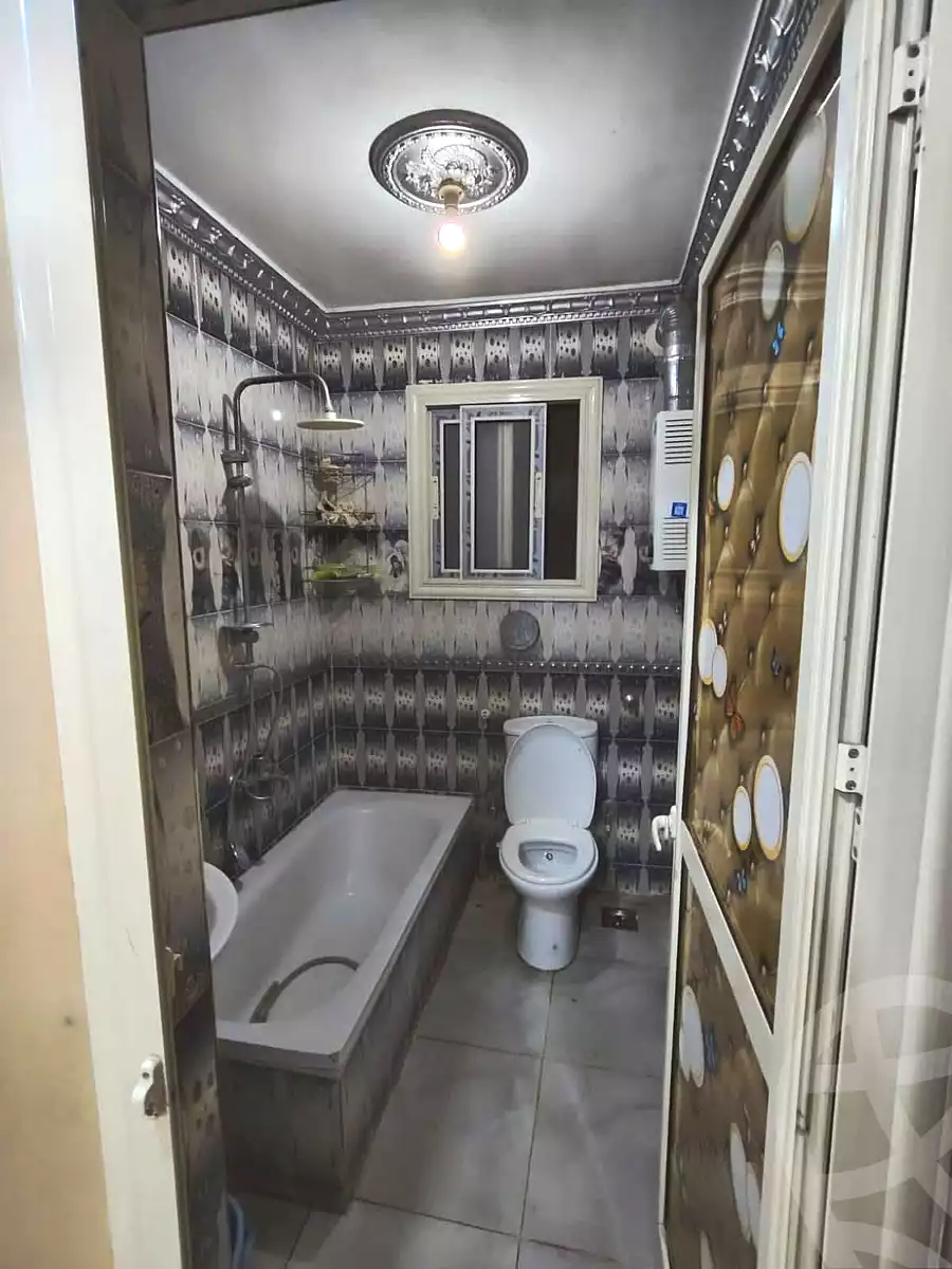 https://aqarmap.com.eg/ar/listing/7039235-for-sale-cairo-helwan-hadayek-helwan-nile-corniche-st
