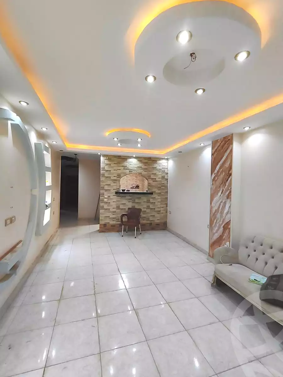 https://aqarmap.com.eg/ar/listing/7039250-for-sale-cairo-ain-shams-yn-shms-lgrby