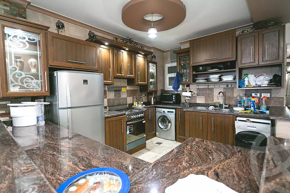 https://aqarmap.com.eg/ar/listing/7039508-for-sale-alexandria-camp-cesar-el-gaish-rd