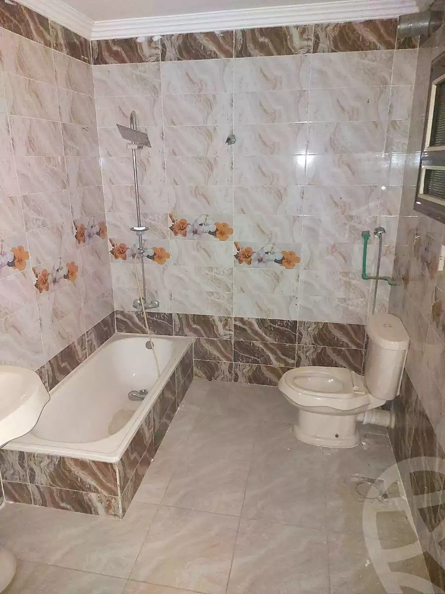 https://aqarmap.com.eg/en/listing/7039566-for-sale-cairo-helwan-helwan-el-sharkeya-el-maraghi-st