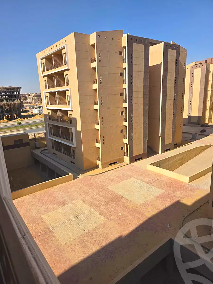 https://aqarmap.com.eg/ar/listing/7039609-for-sale-cairo-new-cairo-compounds-andalus-oasis