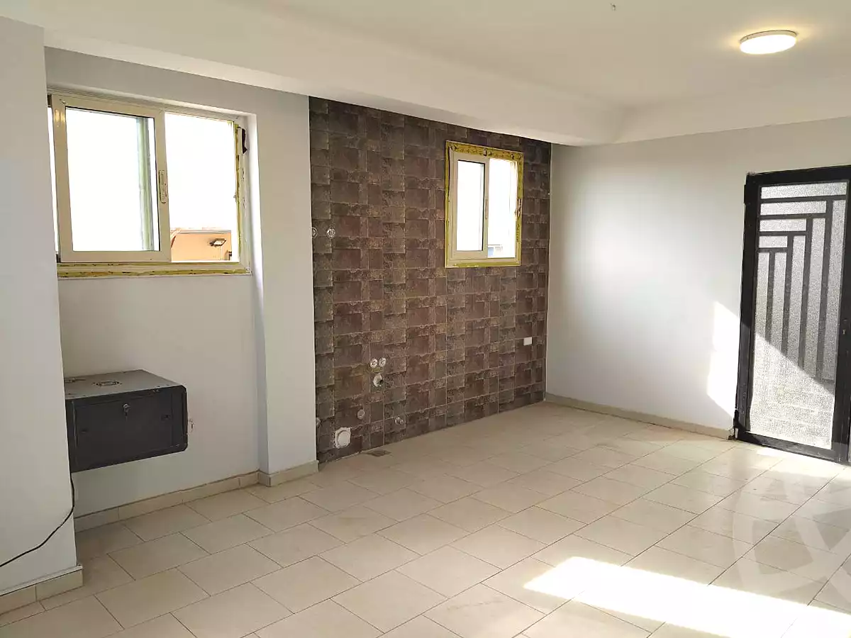 https://aqarmap.com.eg/ar/listing/7039638-for-rent-cairo-new-cairo-el-maantiqah-el-sinaiyyah