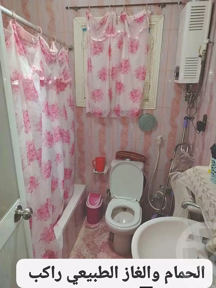 https://aqarmap.com.eg/ar/listing/7039717-for-sale-cairo-helwan-hadayek-helwan-el-khashab-canal