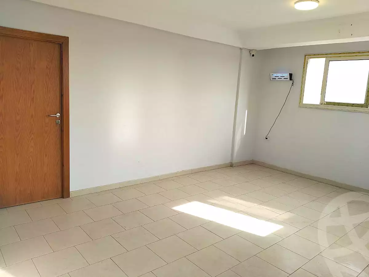 https://aqarmap.com.eg/ar/listing/7039684-for-rent-cairo-new-cairo-el-maantiqah-el-sinaiyyah