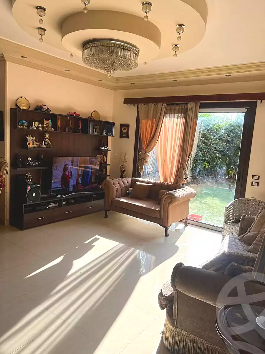 دوبلكس بـ٣ غرف نوم في بيفرلي هيلز، صورة ٥ من ٨