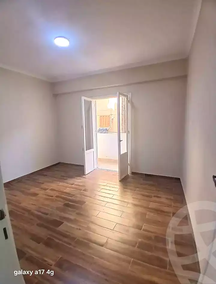https://aqarmap.com.eg/ar/listing/7039936-for-sale-alexandria-el-asafra-ahmed-tiesser-st