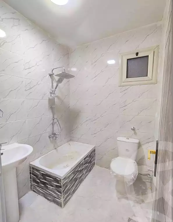 https://aqarmap.com.eg/en/listing/7040018-for-sale-alexandria-sydy-bshr-shr-mlk-hfny