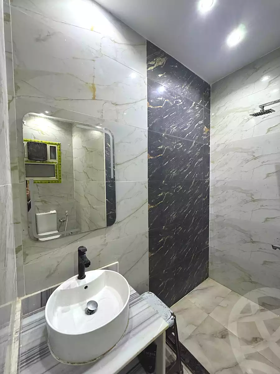 https://aqarmap.com.eg/ar/listing/7040139-for-rent-cairo-new-cairo-el-yassamin-el-yasmeen-6