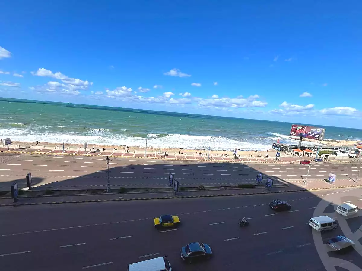 https://aqarmap.com.eg/en/listing/7040208-for-sale-alexandria-camp-cesar-el-gaish-rd