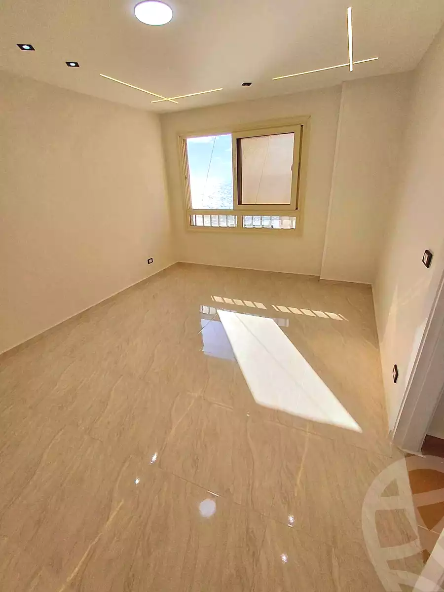 https://aqarmap.com.eg/ar/listing/7040235-for-sale-alexandria-sydy-bshr-tryq-ljysh