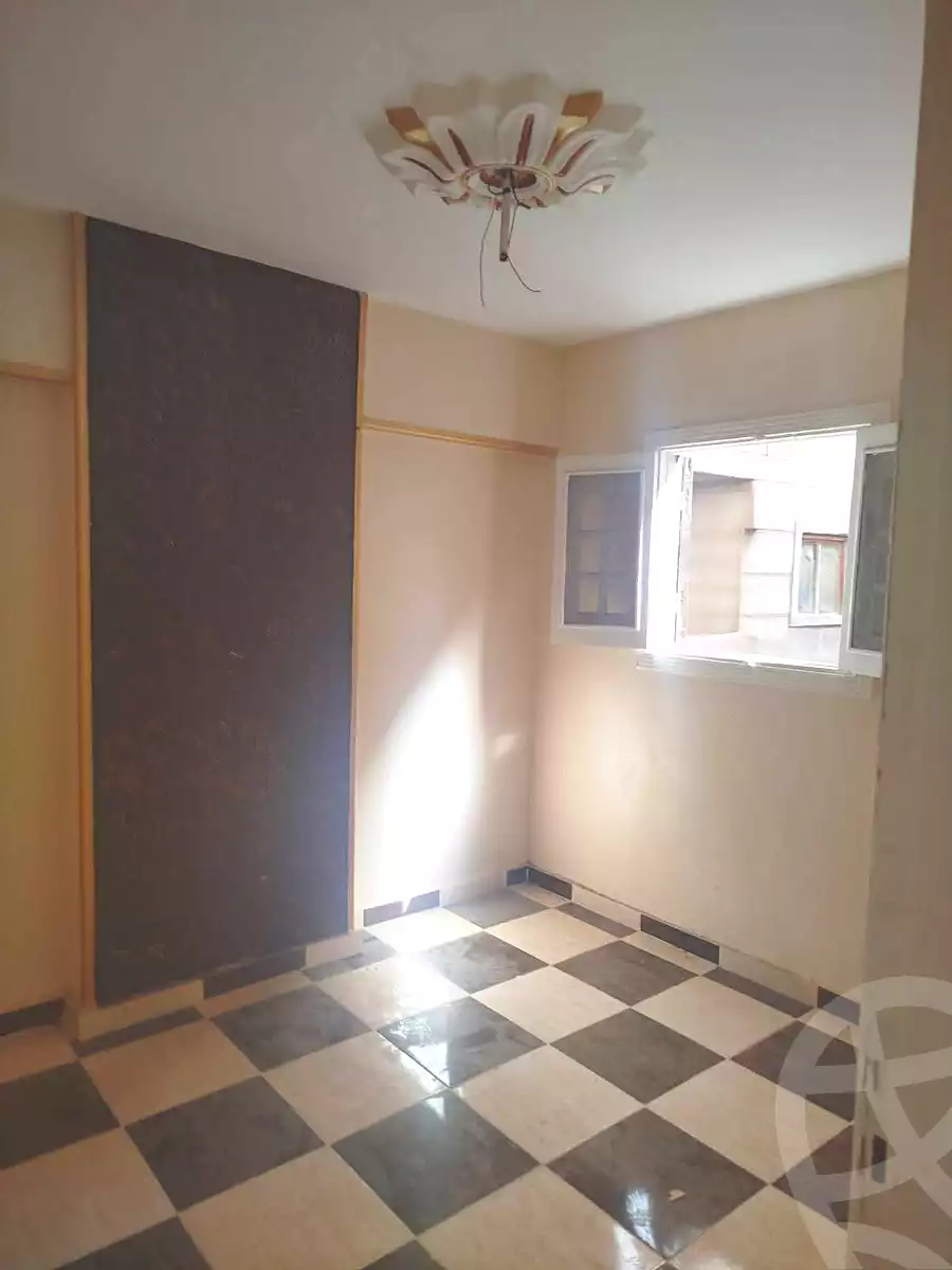 https://aqarmap.com.eg/ar/listing/7040400-for-sale-alexandria-al-agamy-el-hanouvel-el-warsha-st