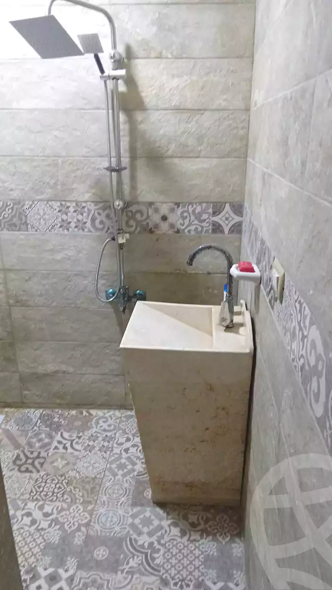 https://aqarmap.com.eg/ar/listing/7040781-for-rent-cairo-elnozha-Streettt-27