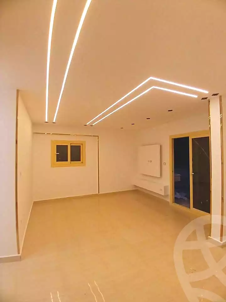 https://aqarmap.com.eg/ar/listing/7040869-for-sale-alexandria-al-agamy-lbytsh-bianchiii