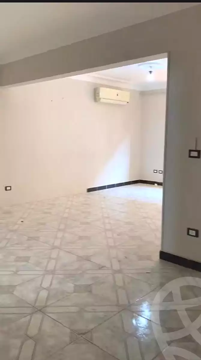 https://aqarmap.com.eg/ar/listing/7040911-for-sale-cairo-ain-shams-ain-shams-el-sharkia-el-zahraa-st
