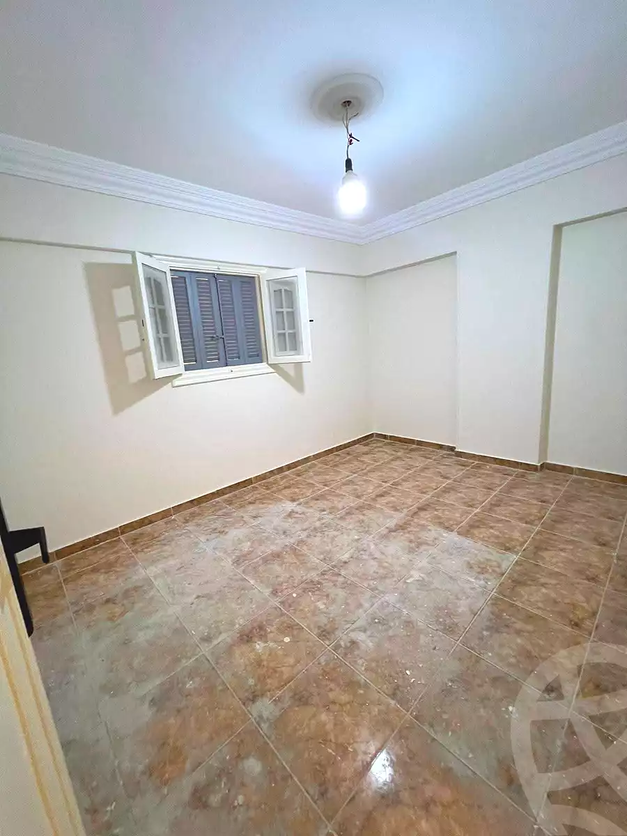 https://aqarmap.com.eg/ar/listing/7040913-for-sale-alexandria-fyktwry-shr-jml-bd-lnsr