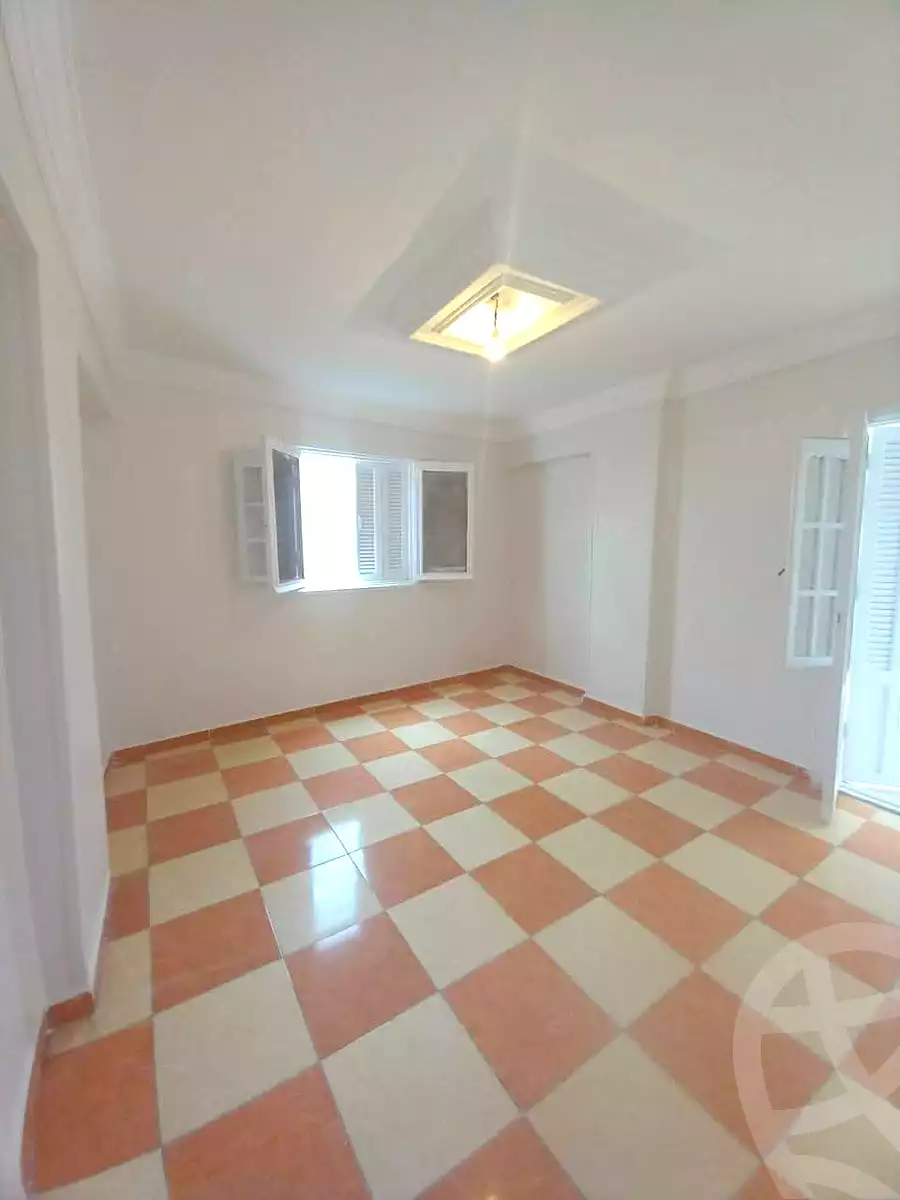 https://aqarmap.com.eg/en/listing/7040951-for-sale-alexandria-miami-shr-jml-bd-lnsr