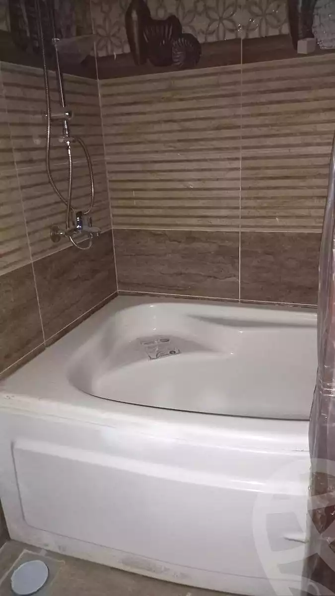 https://aqarmap.com.eg/ar/listing/7041025-for-sale-alexandria-al-mamoura-lm-mwr-lshty