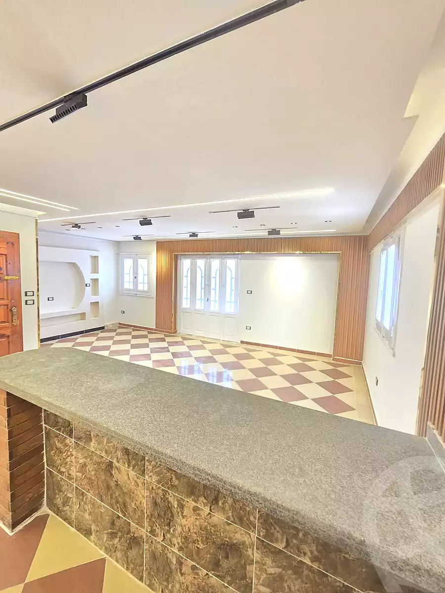 https://aqarmap.com.eg/ar/listing/7041213-for-sale-alexandria-al-agamy-shataa-el-nakheel