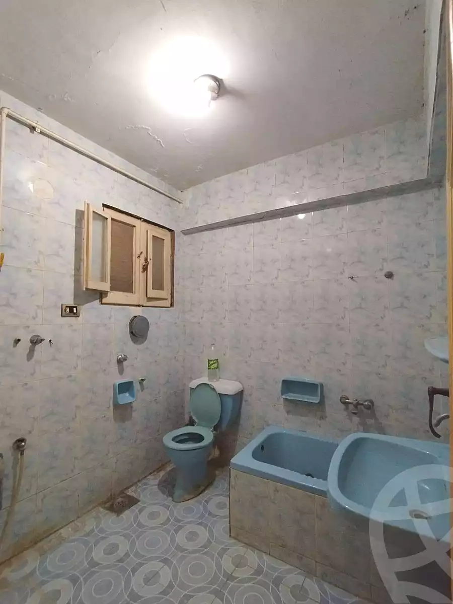 https://aqarmap.com.eg/ar/listing/7041255-for-sale-alexandria-al-agamy-lbytsh-el-hay-st