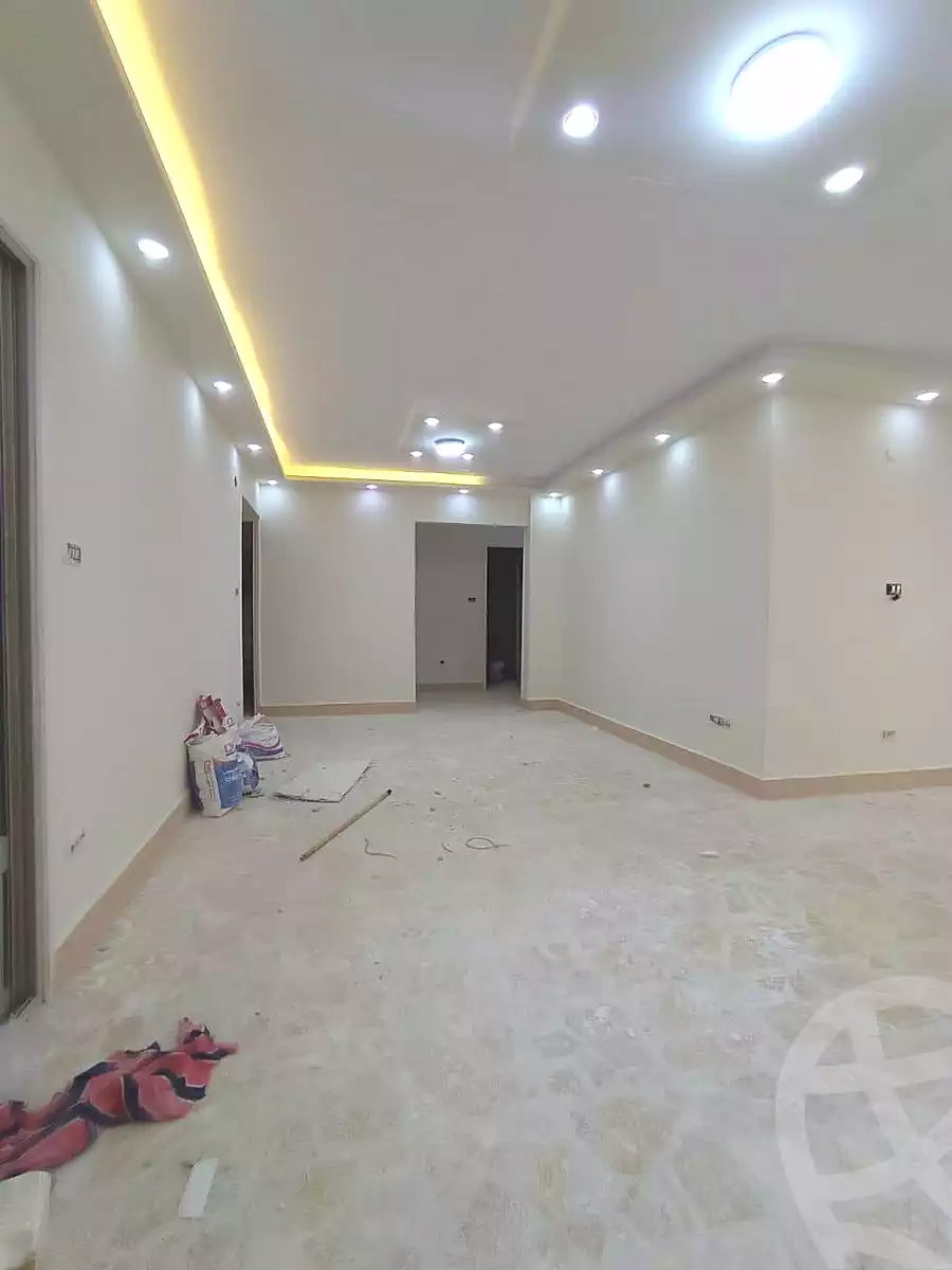 https://aqarmap.com.eg/en/listing/7041276-for-sale-alexandria-al-agamy-el-hanouvel-el-zahraa-city-st