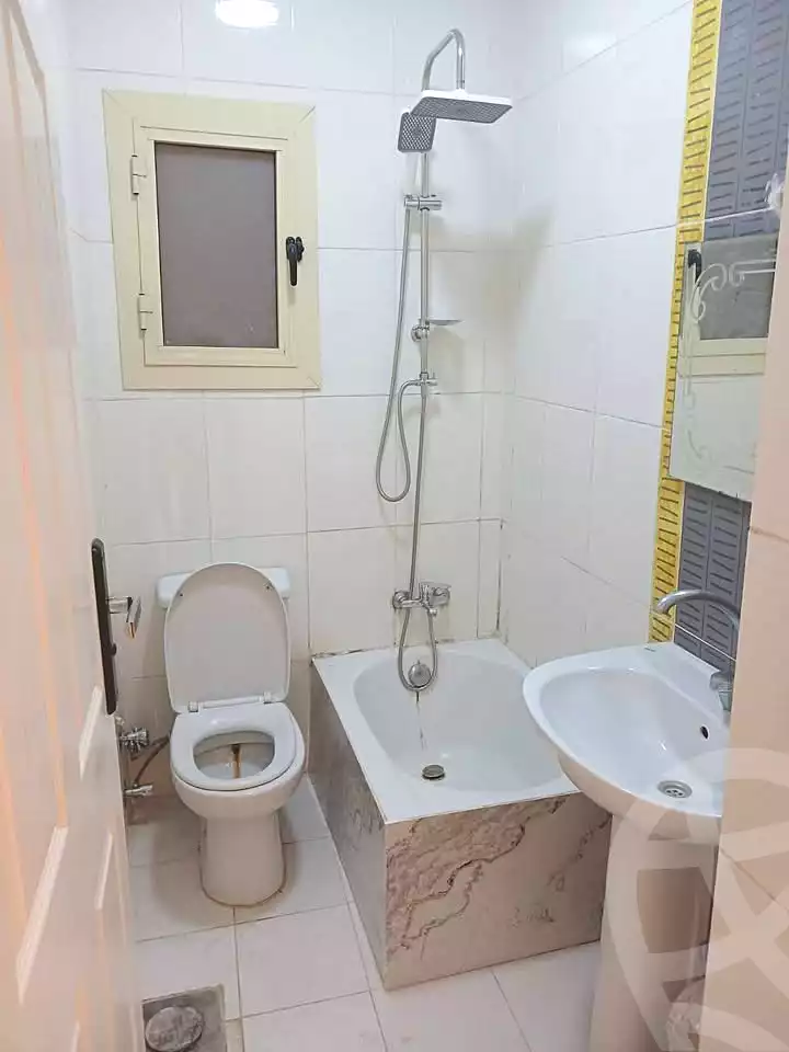 https://aqarmap.com.eg/ar/listing/7041383-for-sale-alexandria-al-agamy-lbytsh-belia-st