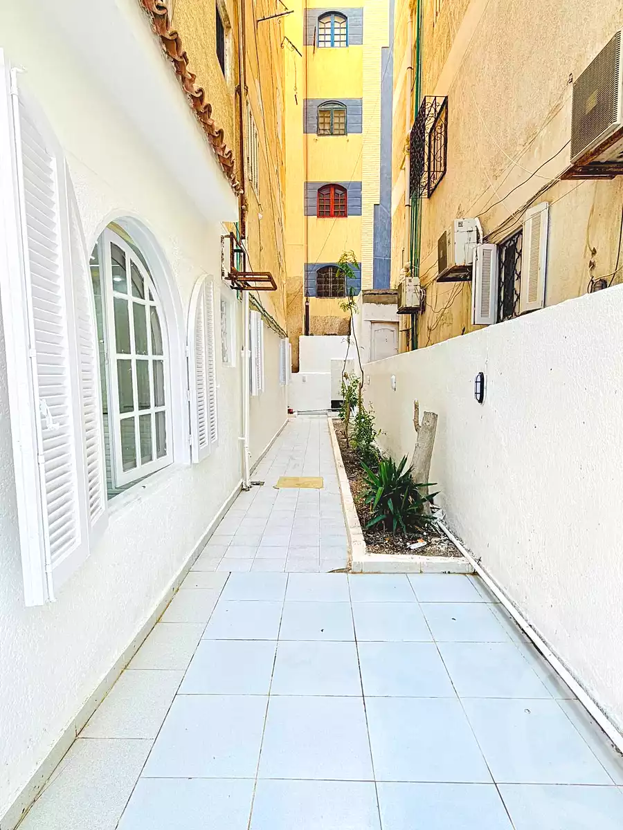 https://aqarmap.com.eg/ar/listing/7041442-for-sale-alexandria-al-agamy-shataa-el-nakheel