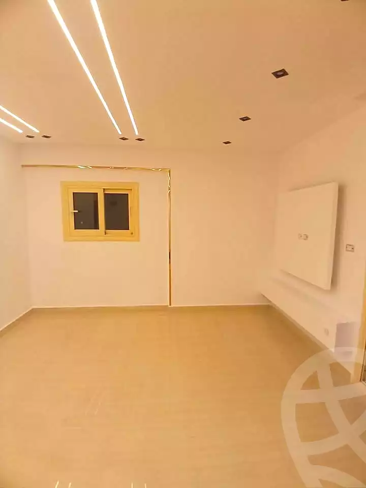 https://aqarmap.com.eg/ar/listing/7041462-for-sale-alexandria-al-agamy-lbytsh-bianchiii