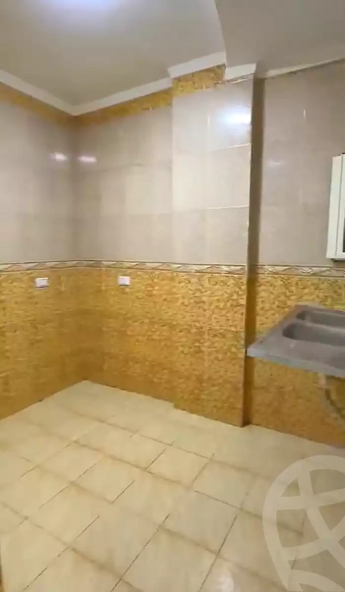 https://aqarmap.com.eg/ar/listing/7041458-for-sale-cairo-ain-shams-ain-shams-el-sharkia-gergis-hanna-st