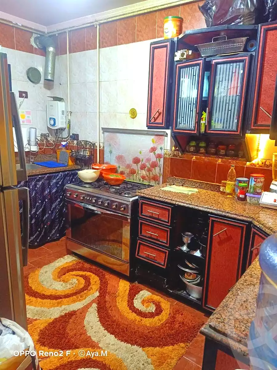 https://aqarmap.com.eg/ar/listing/7041532-for-sale-cairo-helwan-helwan-el-sharkeya-mostafa-safwat-st