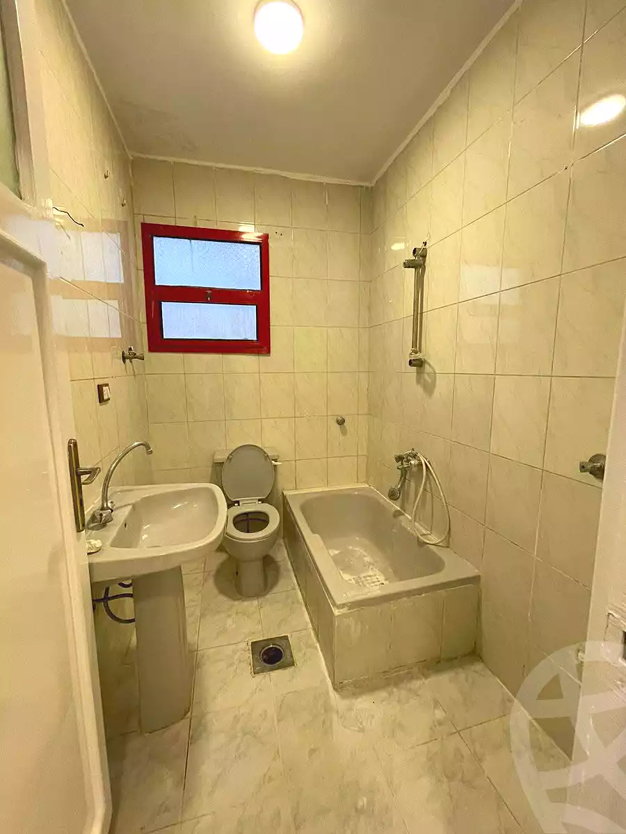 https://aqarmap.com.eg/en/listing/7041576-for-sale-alexandria-al-agamy-shataa-el-nakheel