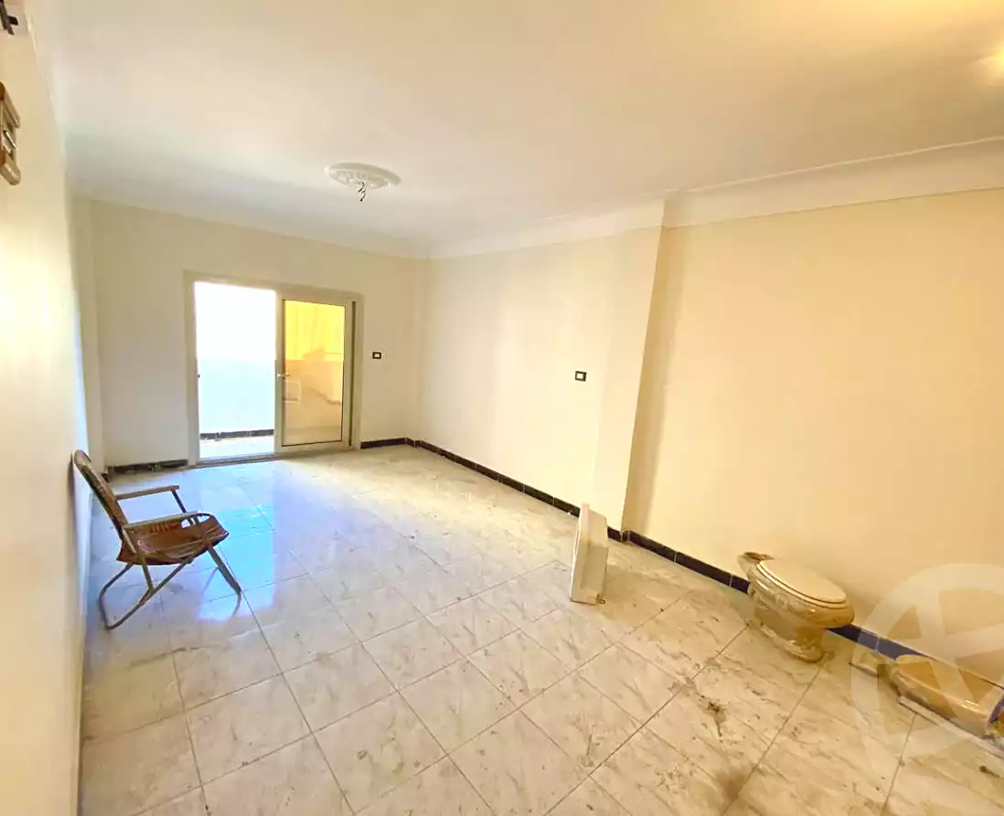 https://aqarmap.com.eg/ar/listing/7041604-for-rent-alexandria-ganaklis-compounds-in-ganaklis