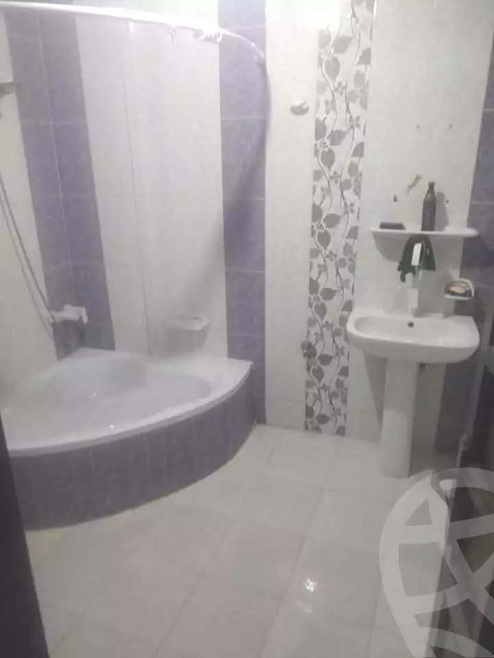 https://aqarmap.com.eg/ar/listing/7041608-for-sale-alexandria-al-agamy-lbytsh-bianchiii