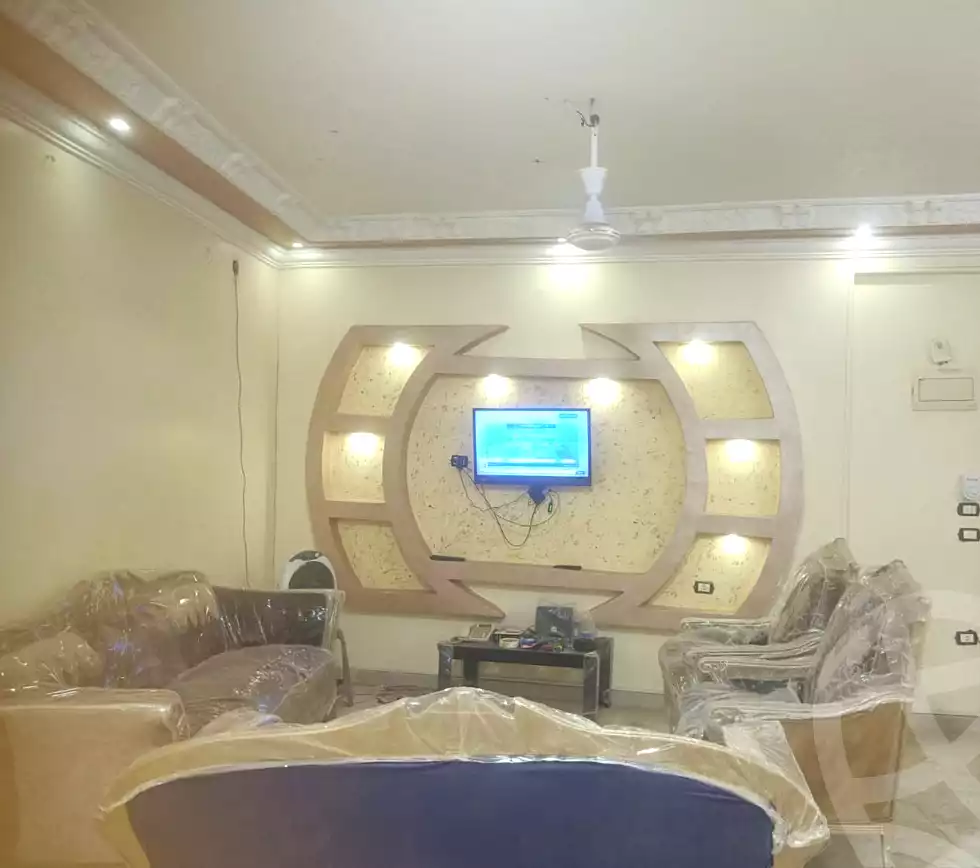 https://aqarmap.com.eg/ar/listing/7041685-for-sale-cairo-ain-shams-ahmed-esmat-st