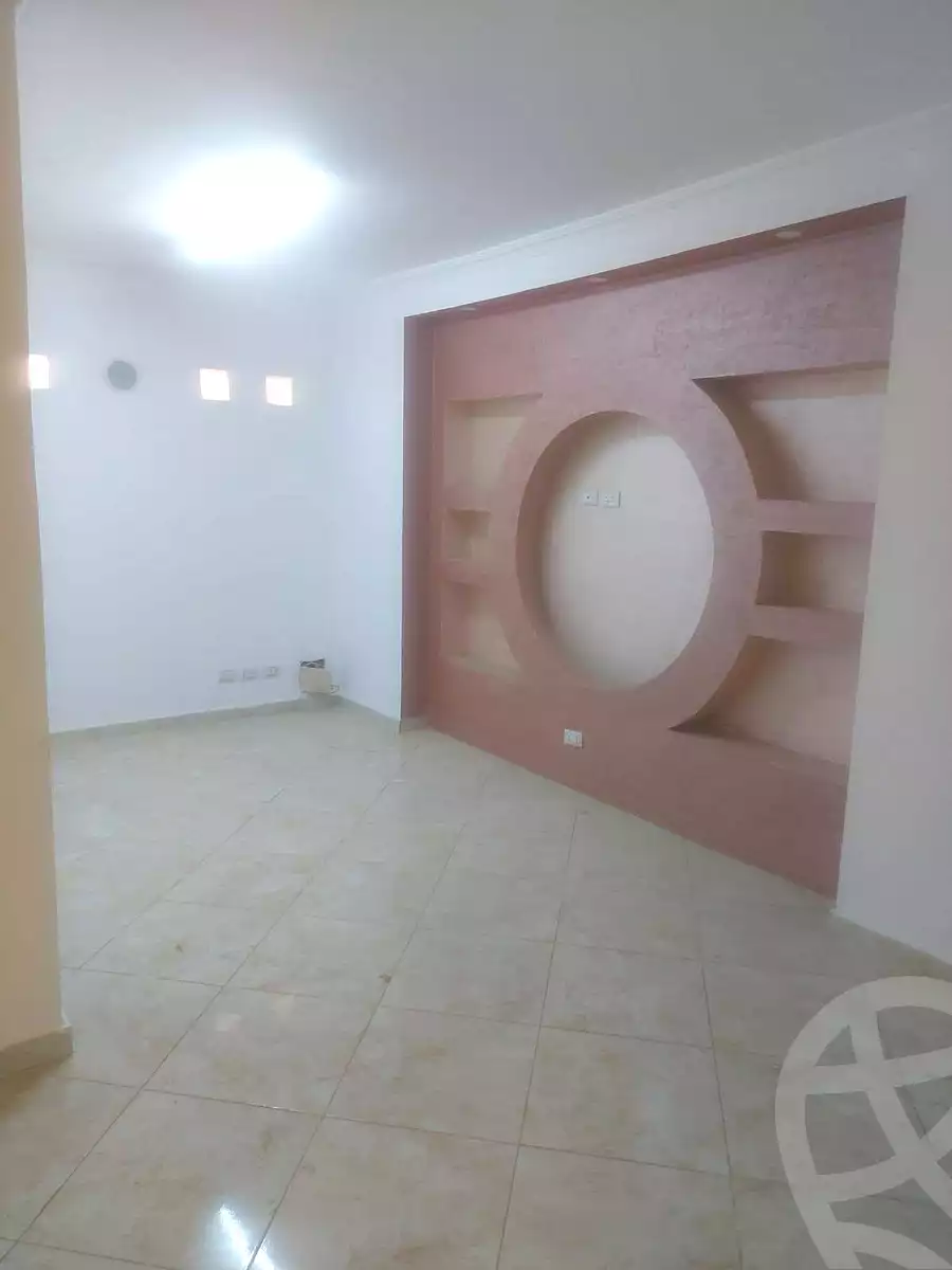https://aqarmap.com.eg/en/listing/7041946-for-sale-cairo-helwan-helwan-el-sharkeya-ismael-kamel-st