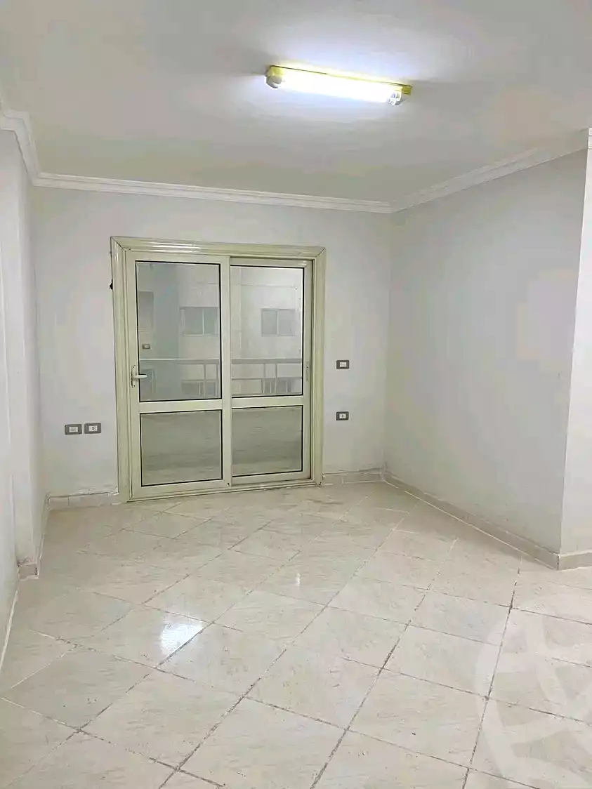 https://aqarmap.com.eg/en/listing/7042098-for-rent-cairo-ain-shams-jsr-lswys