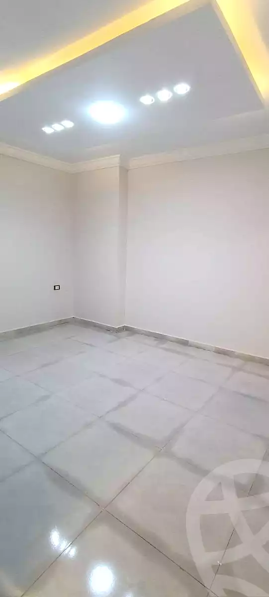 https://aqarmap.com.eg/en/listing/7042317-for-sale-cairo-helwan-hadayek-helwan-nile-corniche-st