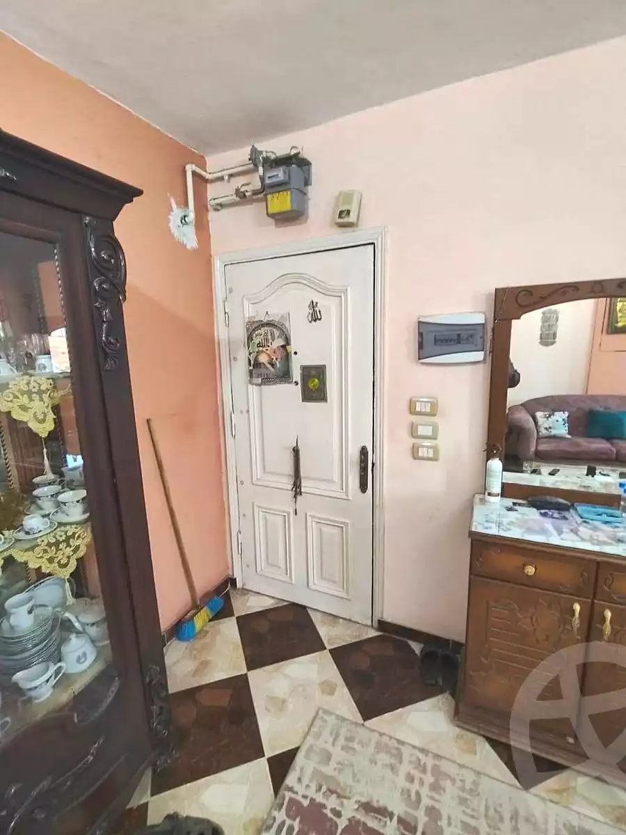 https://aqarmap.com.eg/ar/listing/7042353-for-sale-cairo-helwan-hadayek-helwan-nile-corniche-st