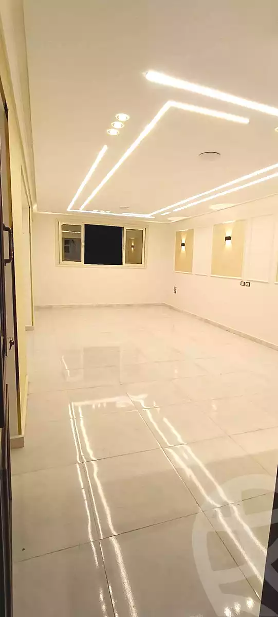 https://aqarmap.com.eg/en/listing/7042384-for-sale-cairo-helwan-hadayek-helwan-nile-corniche-st