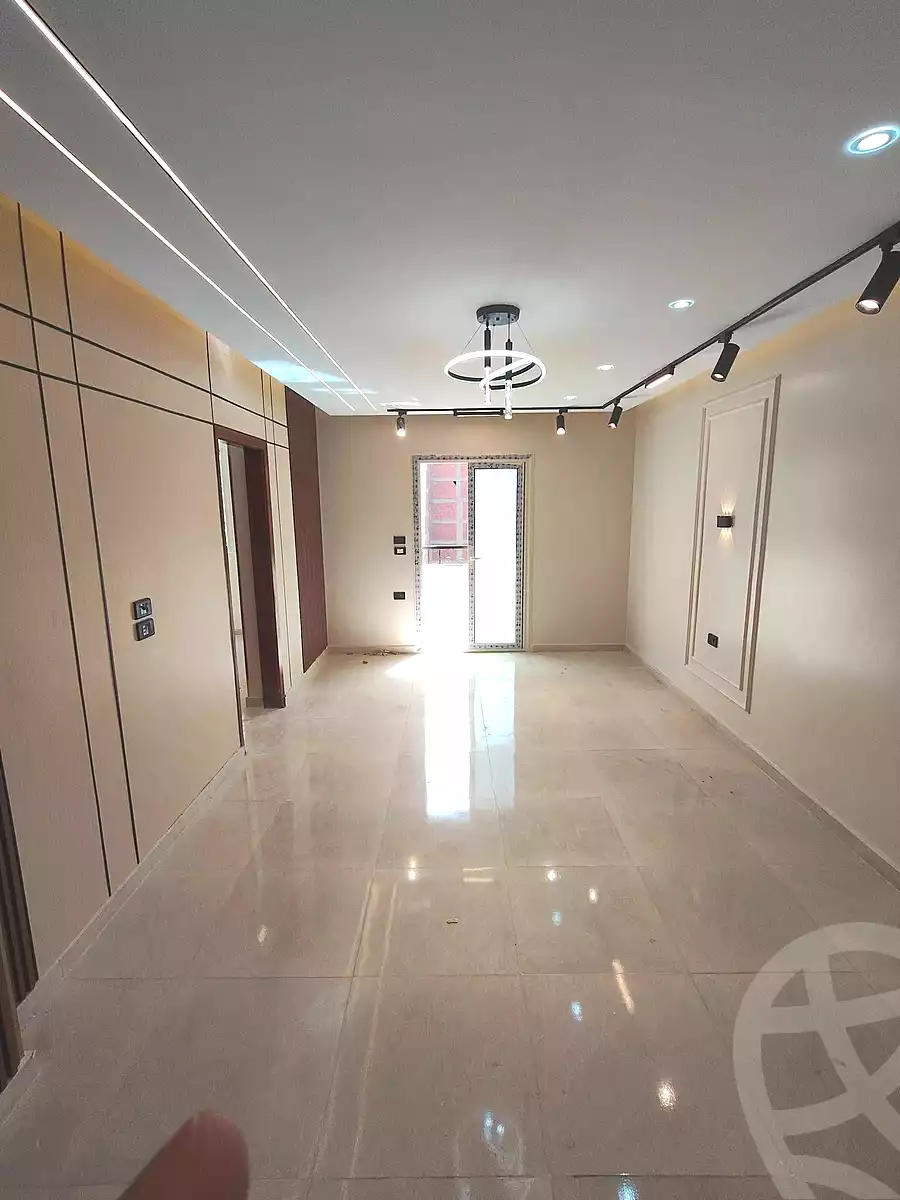 https://aqarmap.com.eg/ar/listing/7042381-for-sale-cairo-elnozha-Streettt-27